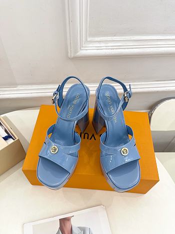 Colestore Louis Vuitton V-shaped High Heel Platform Sandals 