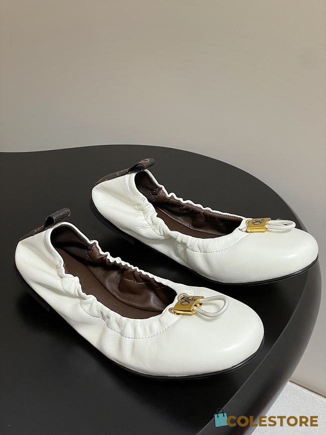 Colestore Louis Vuitton LV Nolita Flat Ballerina White - 1