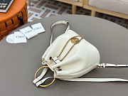 Colestore Chloé Small Bracelet Backpack In Grained White Leather 22x20x10.5cm - 4