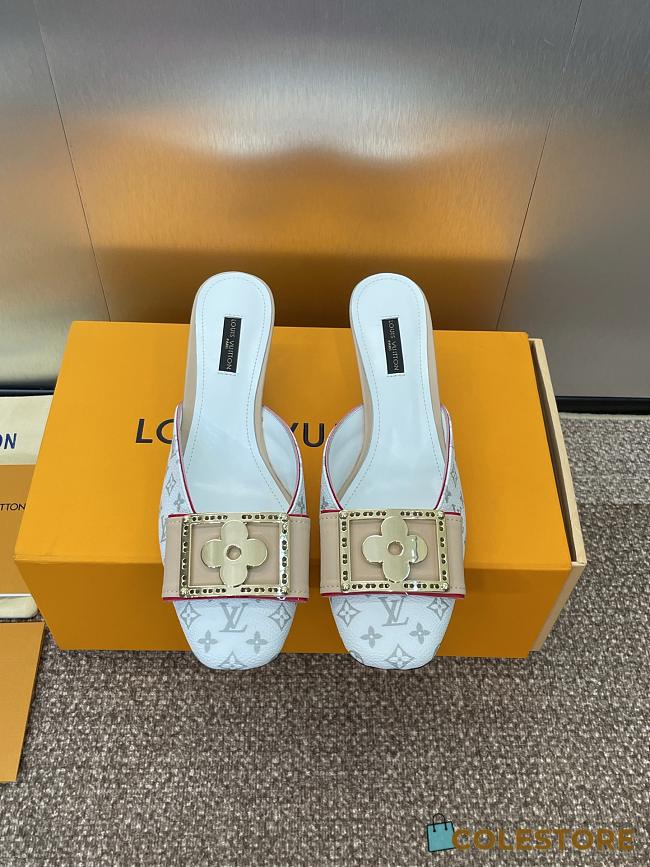 Colestore Louis Vuitton Jelly-Colored Kitten Mule Beige  - 1