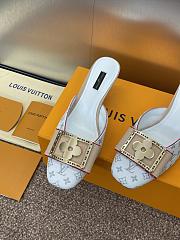 Colestore Louis Vuitton Jelly-Colored Kitten Mule Beige  - 5