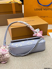 Colestore Louis Vuitton Chain Ivy 22x13cm - 4