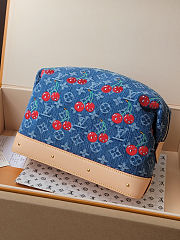 Colestore Louis Vuitton LV x TM Cosmetic Pouch GM Monogram Cherry Denim 27 x 18 x 9cm - 4