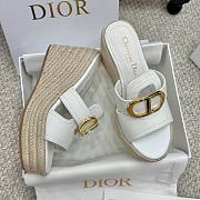 Colestore Dior 30 Montaigne Platform Slide in White - 6