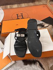 Colestore Hermès June sandal Women's in Black - 4