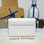 Colestore Louis Vuitton Twist MM Slim Quartz 23x8x16cm - 6