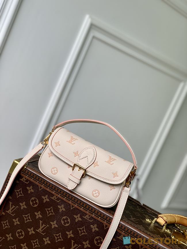 Colestore Louis Vuitton Nano Diane Bicolor Eden 10.5 x 6 x 19cm - 1
