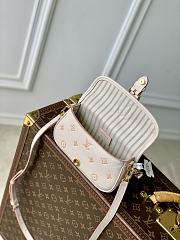 Colestore Louis Vuitton Nano Diane Bicolor Eden 10.5 x 6 x 19cm - 6