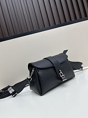 Colestore Prada Crossbody Bag in Black 20x10x12cm - 4