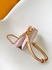 Colestore Louis Vuitton Liv Pochette Monogram Denim Washed Pink 24x13x6.5cm - 5