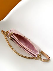 Colestore Louis Vuitton Liv Pochette Monogram Denim Washed Pink 24x13x6.5cm - 3