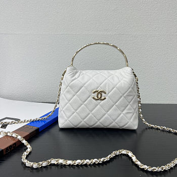 Colestore Chanel 25S Coco Handle White Bag 18x13x7cm