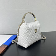 Colestore Chanel 25S Coco Handle White Bag 18x13x7cm - 4