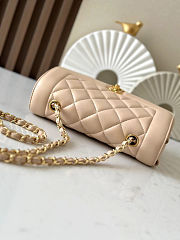 Colestore Chanel Light Beige Lambskin Quilted Diana Flap Small Gold Hardware 22.5x14x7cm - 4