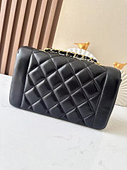 Colestore Chanel Black Lambskin Quilted Diana Flap Small Gold Hardware 22.5x14x7cm - 2