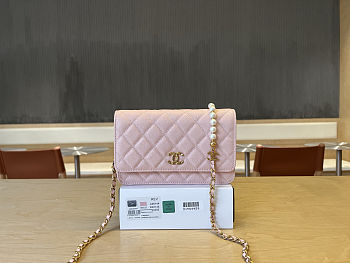Colestore Chanel Woc Lamskin Pink Pearl on Chain 19x12x3.5cm