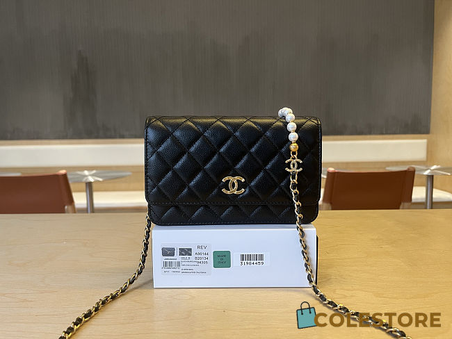 Colestore Chanel Woc Lamskin Black Pearl on Chain 19x12x3.5cm - 1