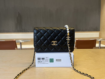 Colestore Chanel Woc Lamskin Black Pearl on Chain 19x12x3.5cm