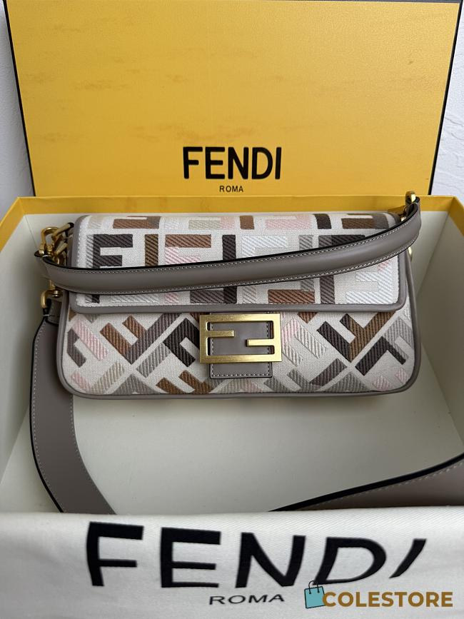 Colestore Fendi Multicolor Baguette FF Logo Bag 26x13x6cm - 1
