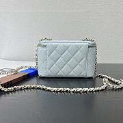 Colestore Chanel Classic Blue Caviar Vanity Bag 16x8x10cm - 2