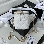 Colestore Chanel Classic White Caviar Vanity Bag 16x8x10cm - 4