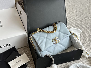 Colestore Chanel Lambskin 19 Medium Flap Shoulder Bag 26×16cm
