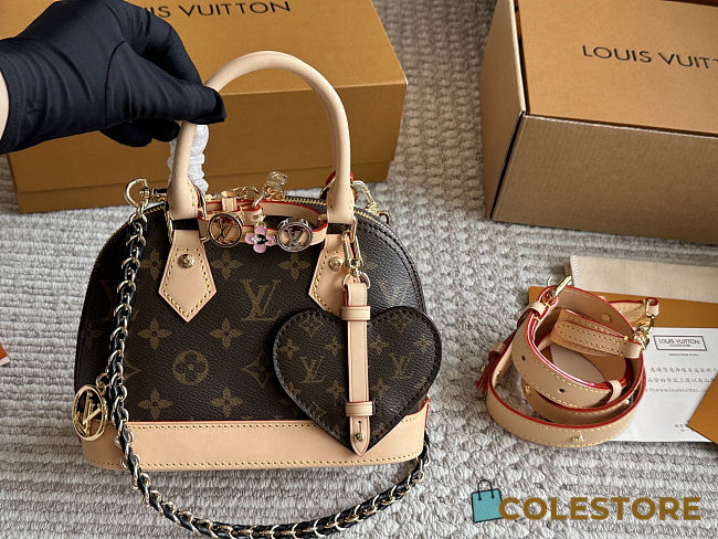 Colestore Louis Vuitton Alma BB  Heart-Shaped Bag Charm 25x18cm - 1