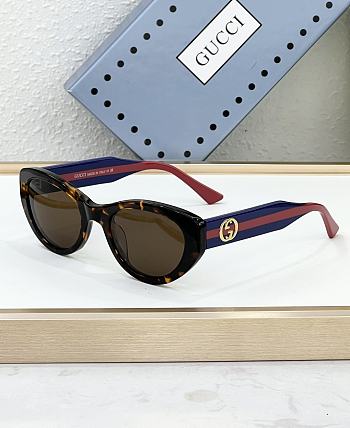 Colestore Gucci Cat-Eye Frame Sunglasses 52-21-145