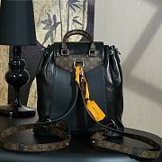 Colestore Louis Vuitton Montsouris Vibe PM Black Lamskin Leather 28x30x18CM - 4