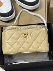 Colestore Chanel Classic Yellow Vanity Bag 16x8x10cm - 1