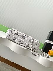 Colestore Chanel Classic 11.12 Handbag White and Silvery 15.5 x 25.5 x 6.5cm - 5