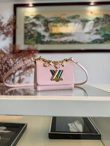 Colestore Louis Vuitton Twist MM Pink Epi Leather 23 x 17 x 9.5 cm