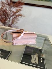 Colestore Louis Vuitton Twist MM Pink Epi Leather 23 x 17 x 9.5 cm - 2