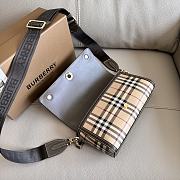 Colestore Burberry Top Handle Note Bag ‘Beige’ 24 x 8 x 14cm - 3