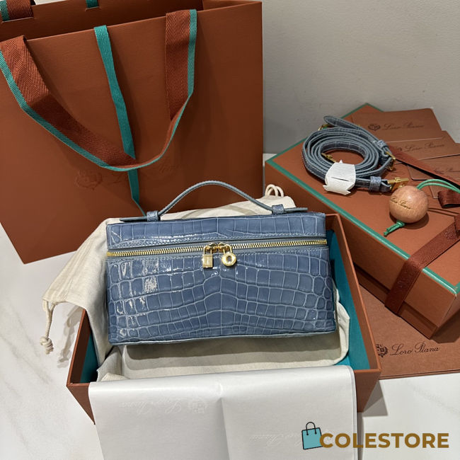 Colestore Loro Piana Extra Pocket L19 Crocodile Blue 19x7x12cm - 1