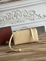 Colestore Loro Piana Extra Pocket L19 Crocodile Chick Yellow 19x7x12cm - 3