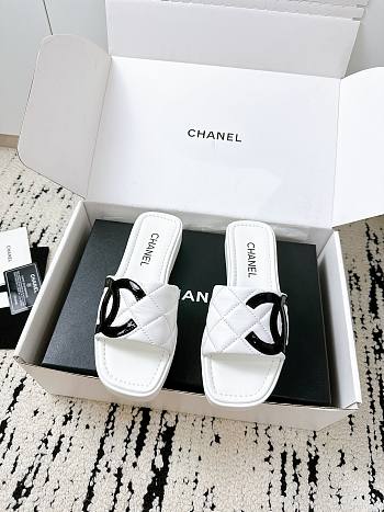 Colestore Chanel White Flat Slides 