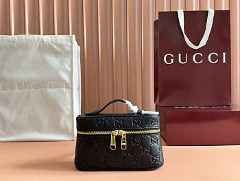 Colestore Gucci GG Emblem Mini Boston Black Bag 20x12x6cm