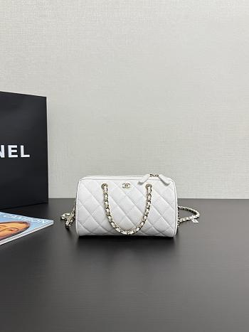 ColestoreChanel Clutch With Chain White 18.5x11x11cm
