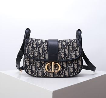 Colestore Dior Medium 30 Montaigne Satchel Bag Blue Dior Oblique Jacquard  24 x 17 x 9 cm