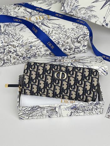 Colestore Dior 30 Montaigne Voyageur Long Wallet Blue Dior Oblique Jacquard 19.5.×10.5×3cm