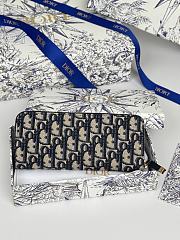 Colestore Dior 30 Montaigne Voyageur Long Wallet Blue Dior Oblique Jacquard 19.5.×10.5×3cm - 2