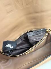 Colestore Fendi Baguette Bag Glossy Beige 26x5x15cm - 3