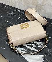 Colestore Fendi Baguette in Cream 26×15×6cm - 5