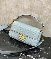 Colestore Fendi Baguette in Baby Blue 26×15×6cm - 3