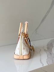 Colestore Louis Vuitton Alma BB Heart-Shaped Bag Charm White 25x18cm - 6
