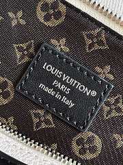 Colestore Louis Vuitton LV Biker White 30x12x12cm - 2