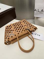 Colestore Alaia Neo Mina 20 Bag In Vienne Calfskin Beige 20x13.5x10cm - 2