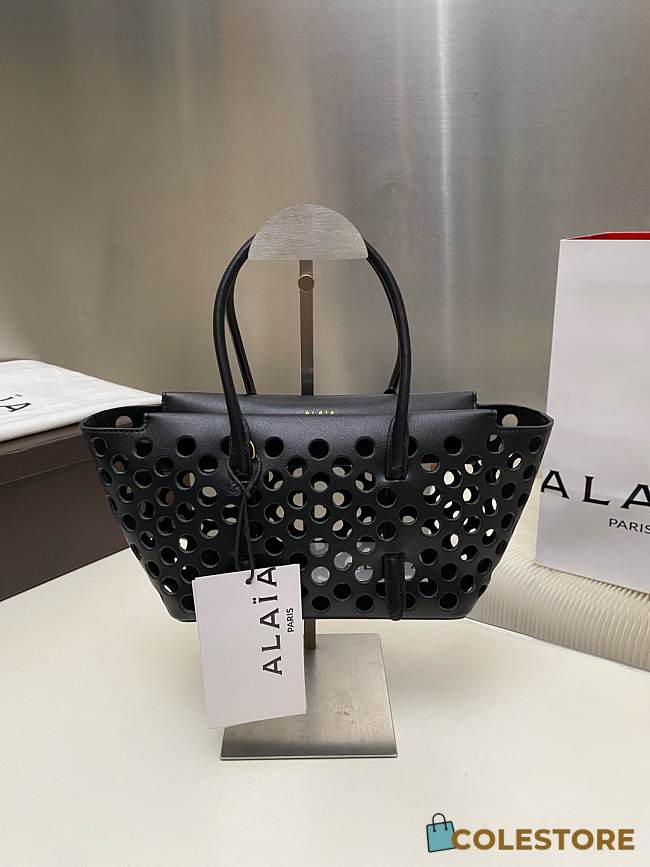 Colestore Alaia Neo Mina 20 Bag In Vienne Calfskin Black 20x13.5x10cm - 1