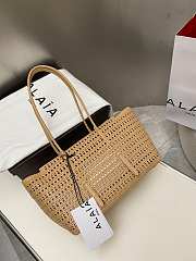 Colestore Alaia Neo Mina 32 Bag In Vienne Calfskin Beige 32x19x16cm - 2